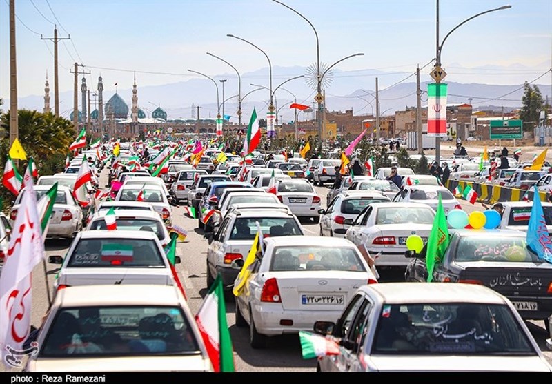 شکوه حضور مردمی در جشن ملی ۱۴۰۰ در سراسر ایران/ فجرآفرینان به میدان آمدند + تصاویر