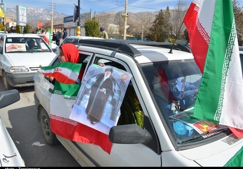 شکوه حضور مردمی در جشن ملی ۱۴۰۰ در سراسر ایران/ فجرآفرینان به میدان آمدند + تصاویر