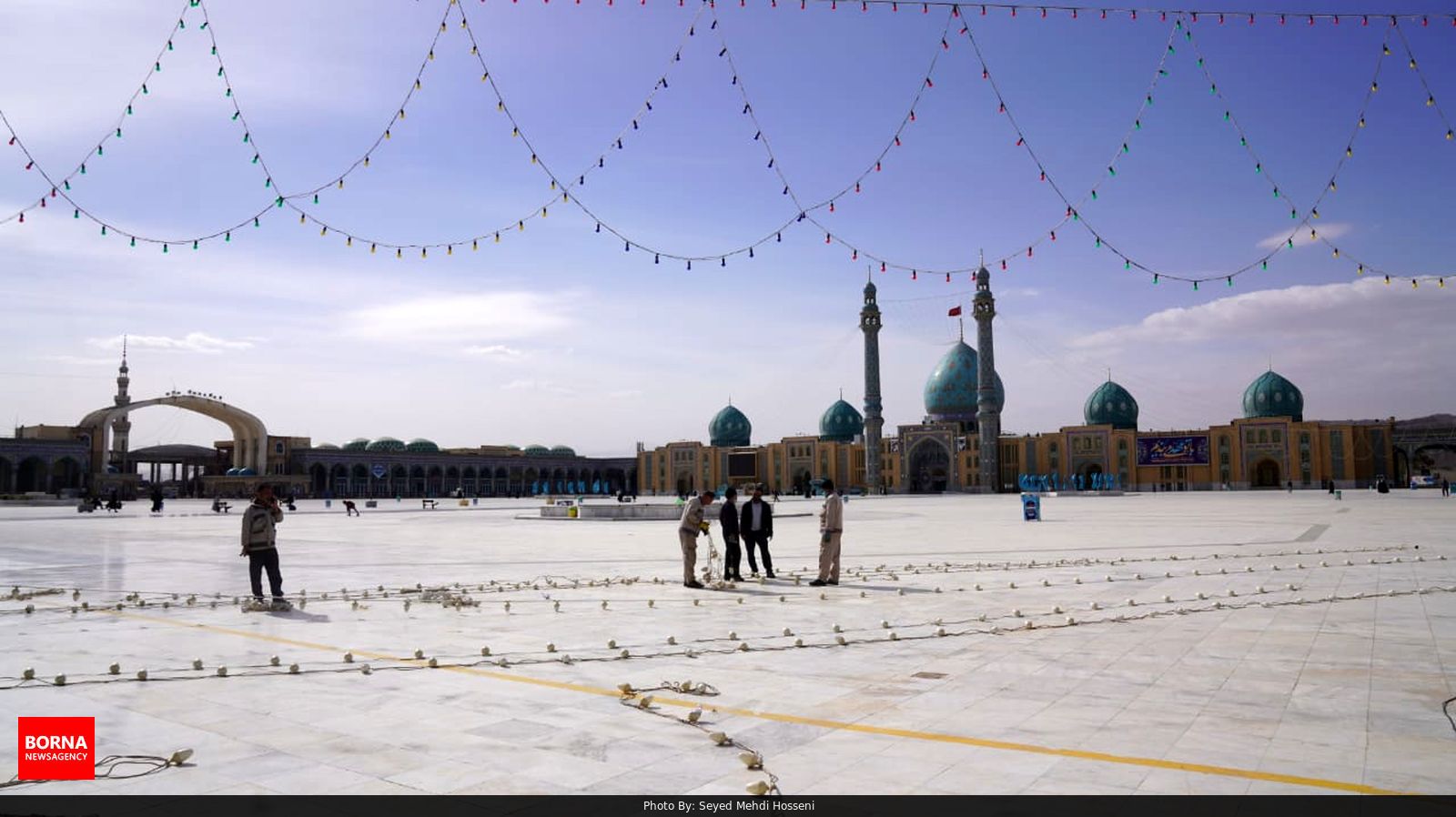 عکس/ مسجد جمکران چراغانی شد