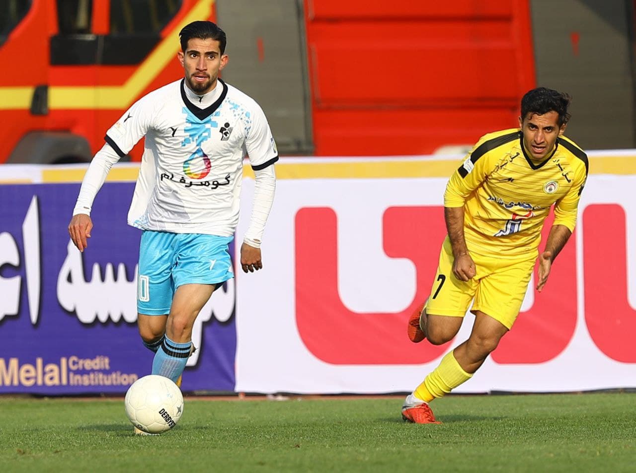 عبور از «دو سوم» فصل با جدال استقلال مقابل خانهبهدوش لیگ / پرسپولیس مقابل دومین تیم کرمانی / تقابل سپاهان و تراکتور بحرانزده در تبریز + جدول و برنامه مسابقات عبور از «دو سوم» فصل با جدال استقلال مقابل خانهبهدوش لیگ / پرسپولیس مقابل دومین تیم کرمانی / تقابل سپاهان و تراکتور بحرانزده در تبریز + جدول و برنامه مسابقات