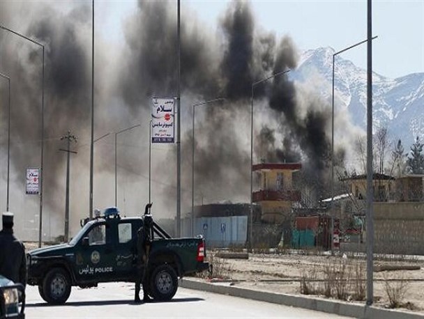 حمله افراد مسلح به خودوری پلیس در کابل
