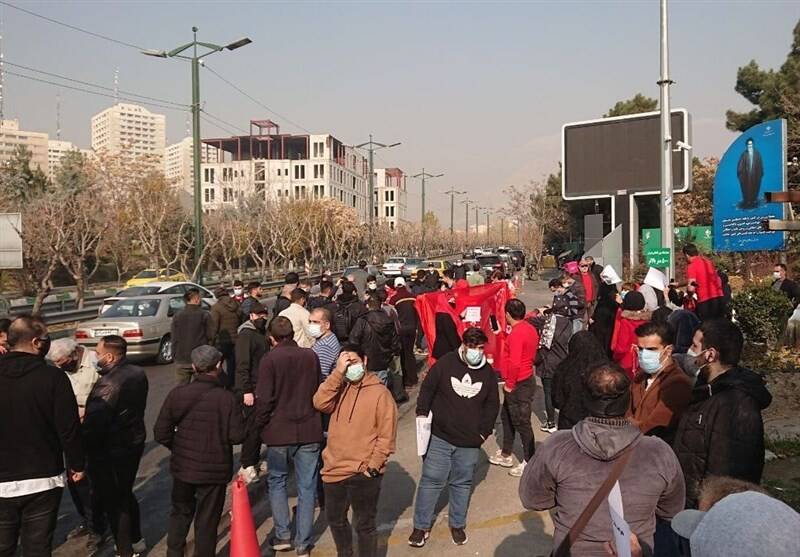حضور صدری در جمع پرسپولیسی‌های معترض +عکس
