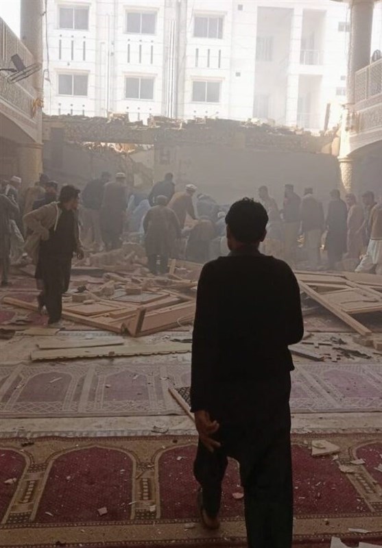 انفجار مسجدی در پیشاور؛ ۷۰ زخمی طبق آمار اولیه