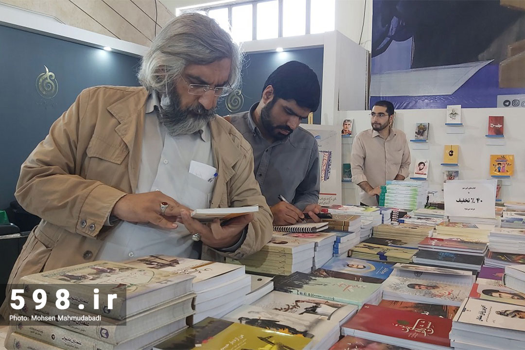 حضور بهادری جهرمی و وحید جلیلی در نمایشگاه بین المللی کتاب + تصاویر اختصاصی
