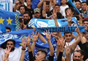 جشن قهرمانی هواداران استقلال در اهواز/ آبیها در هواپیما سرود قهرمانی خواندند / پایان سلطه پرسپولیس با شکست در سیرجان + نتایج و جدول مسابقات
