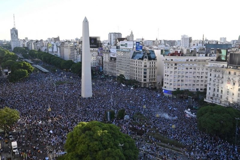 پایتخت آرژانتین به حالت نیمه تعطیل درآمد (عکس)