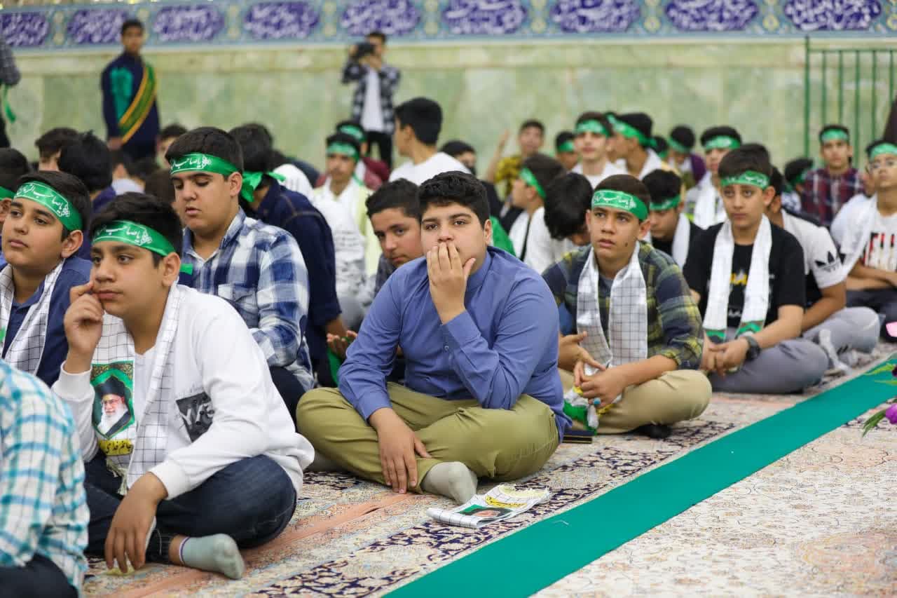 جشن روزه اولی ها در حرم مطهر بانوی کرامت برگزار شد