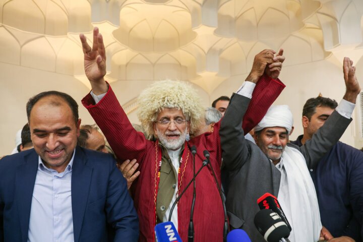 توافق کردند و امتیاز دادند و نهایتا طرف مقابل از توافق خارج شد و تحریم دو برابر شد/ می‌خواهند دوباره همان نسخه غلط منسوخ را برای مردم بپیچند