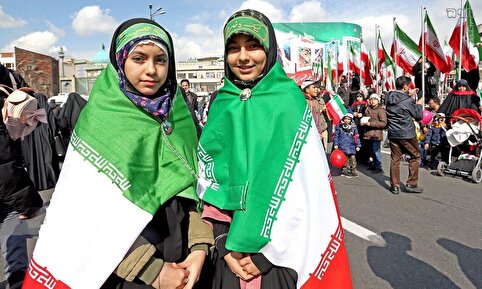 چرا برخی والدین از تربیت سیاسی نوجوانان غافل‌اند؟