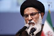نُسخۀ تسلیم (نسخۀ طرفداران اسلام آمریکایی)، مکمّل و زمینهسازِ نُسخۀ جنگ (نسخۀ آمریکا و غرب) است