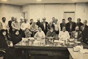 نشریه «صدای ایران» و کنایه سنگین به بیانیه‌ دهندگانی که خواستار خلع سلاح کشور شده بودند/ آقایان اصلاح طلب! در زمین دشمن بازی نکنید
