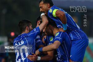 خط دفاع پرسپولیس ضعف دارد